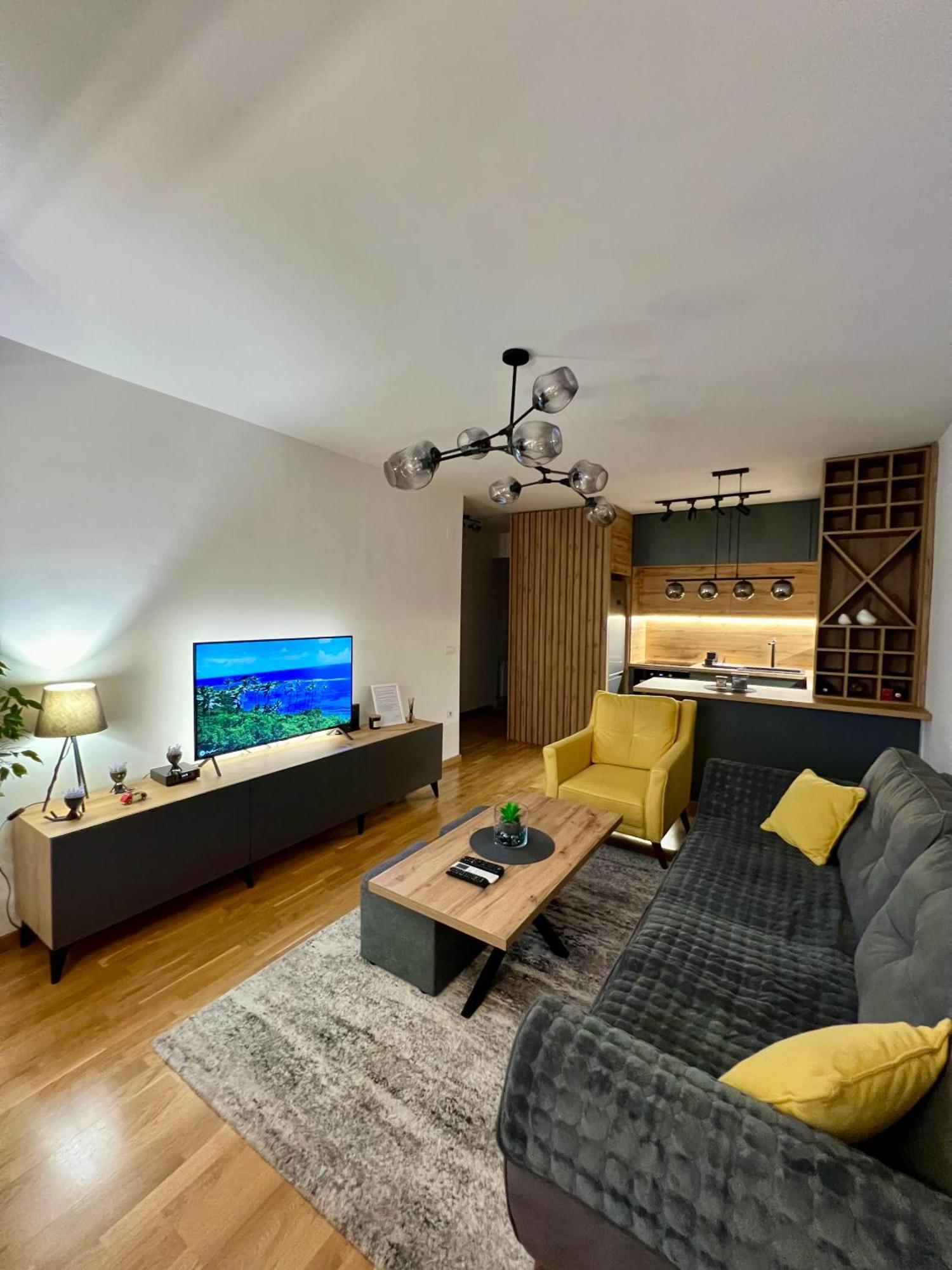 Aj Luxe Residence สโกเปีย ภายนอก รูปภาพ